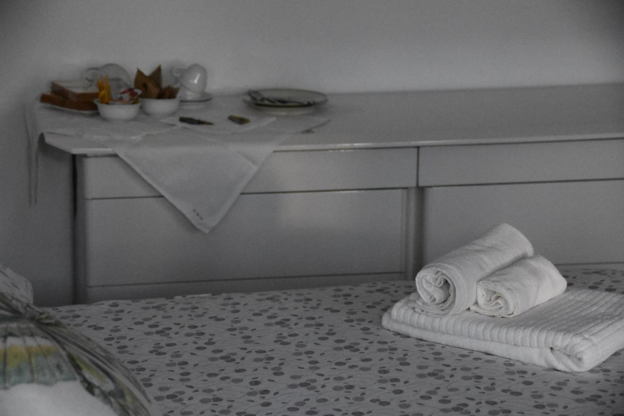 Residenza Delle Farfalle-Tripla Con Bagno Privato E Matrimoniale Con Bagno Condiviso Padua Buitenkant foto